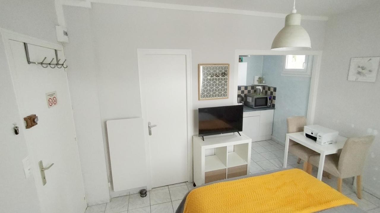 Charmant Studio A Bagnoles De L'Orne Bagnoles de l'Orne Normandie 外观 照片